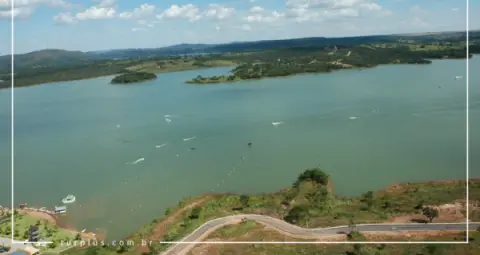 Lago Corumbá em Caldas Novas | Esportes náuticos, passeios e natureza