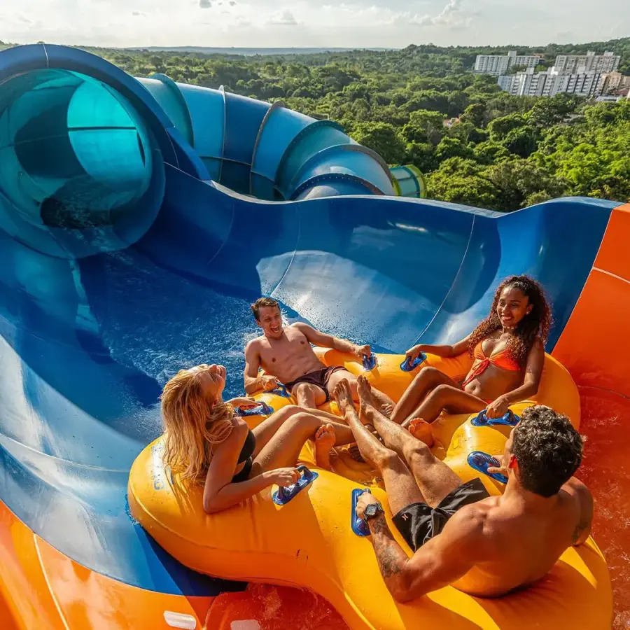 Quem é a Tur Plus e o que ela pode fazer por sua viagem?