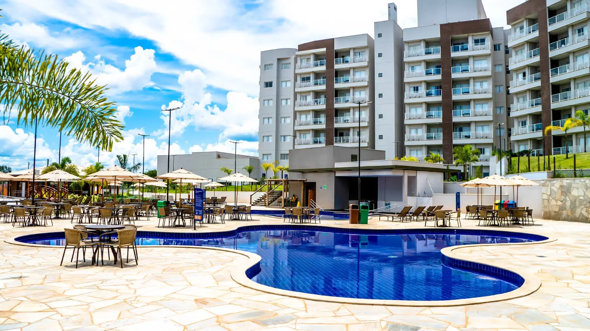 Lagoa Parques e Hotéis em Caldas Novas